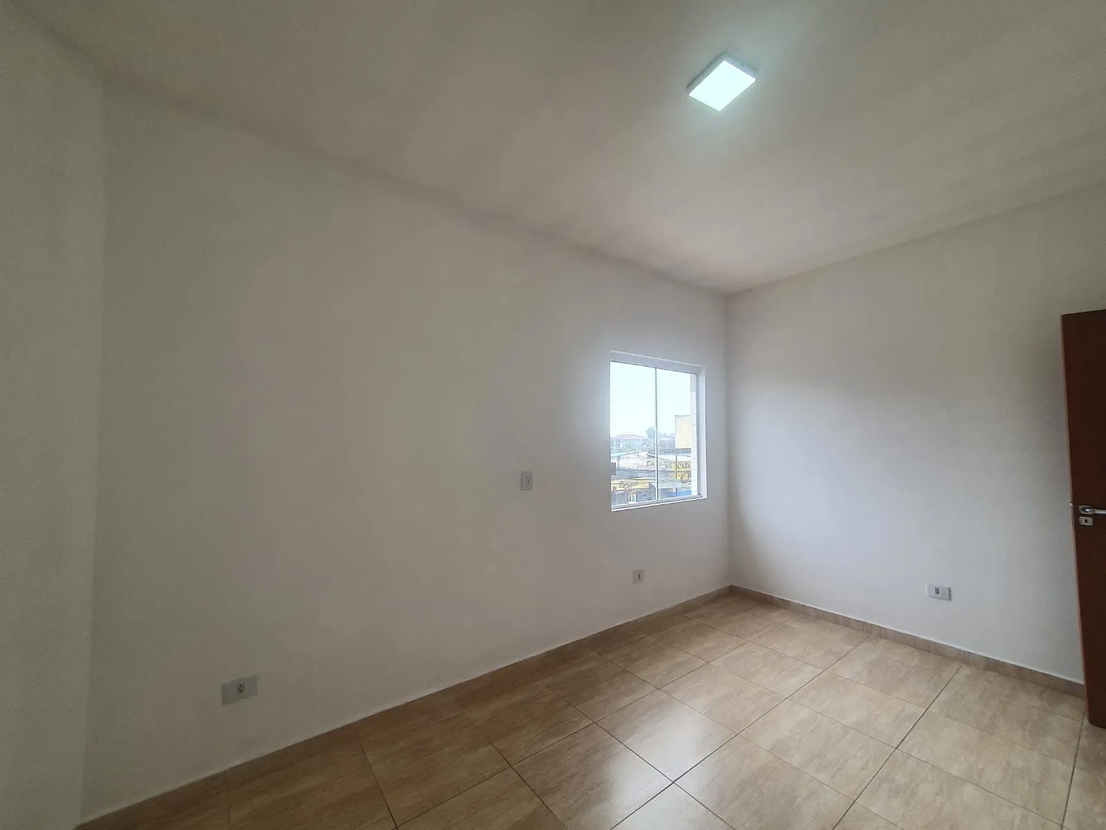 Imagem Investimento à Beira-Mar: Prédio Moderno e Renda Garantida em Balneário Gaivotas