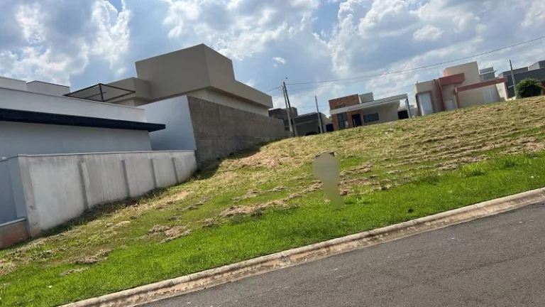 Foto do imóvel Lote à venda no condomínio D'Icaraí, na cidade de Salto SP em RUA TAQUARI