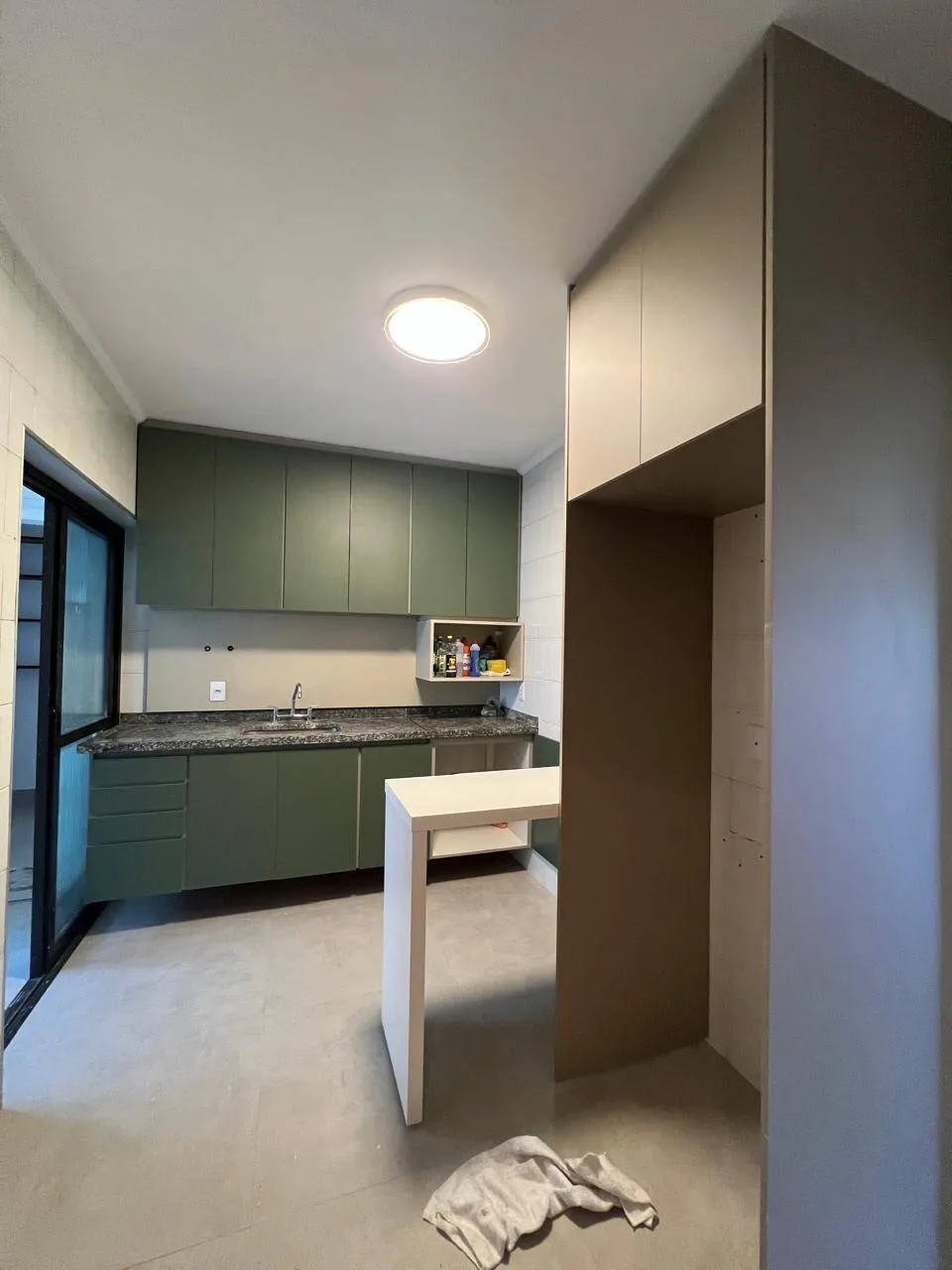 Imagem Oportunidade: Apartamento no Centro de Alphaville, Barueri - SP