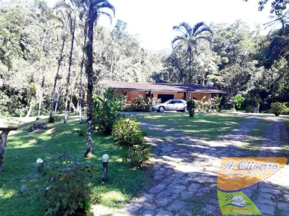 Imagem Linda Chacára no Horto Florestal - Área do Terreno 10.750 metros quadrados.