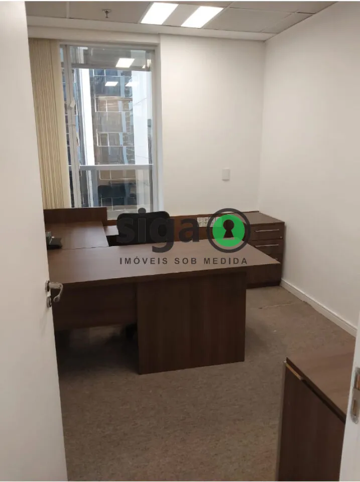 Imagem CONJUNTO COMERCIAL 303M² PARA VENDA E LOCAÇÃO MOBILIADO AV ROQUE PETRONI BROOKLIN