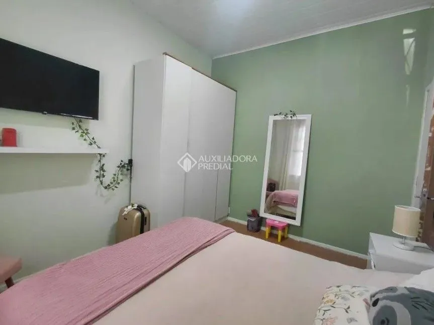 Imagem Casa 3 dormitórios no Bairro Coronel Aparício Borges