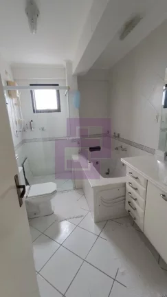 Imagem Enseada. Ótima localização.