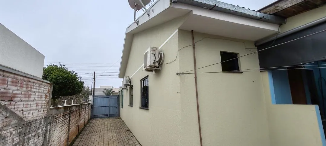 Imagem Casa à venda em Cascavel - Universitário - 300m² - Churrasqueira e Energia Solar