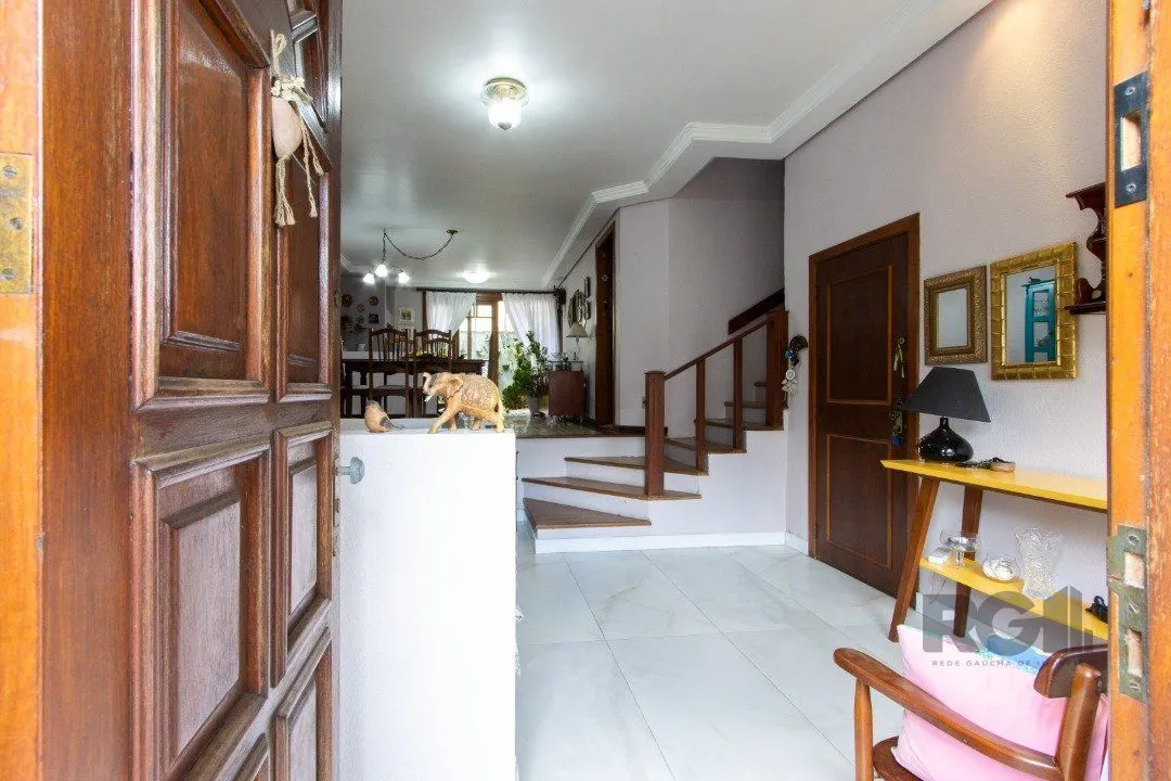 Imagem Casa de Condomínio em Jardim Isabel