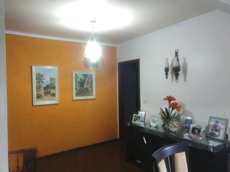 Imagem Casa para Venda - 250m², 3 dormitórios, sendo 1 suites, 4 vagas - Taruma