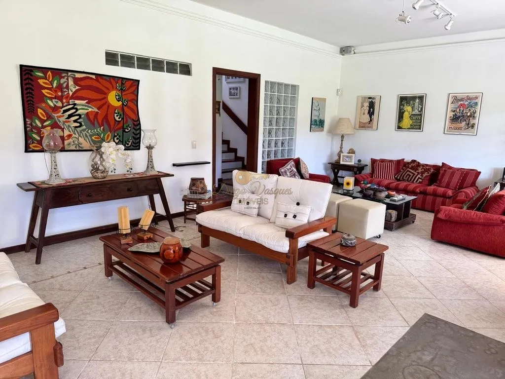 Imagem Casa para Venda em Teresópolis / RJ no bairro Albuquerque