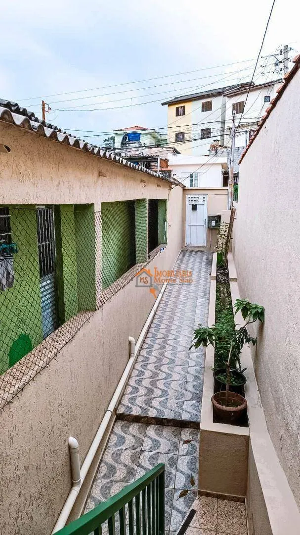 Imagem Casa com 2 dormitórios à venda, 118 m² por R$ 550.000,00 - Vila Hulda - Guarulhos/SP