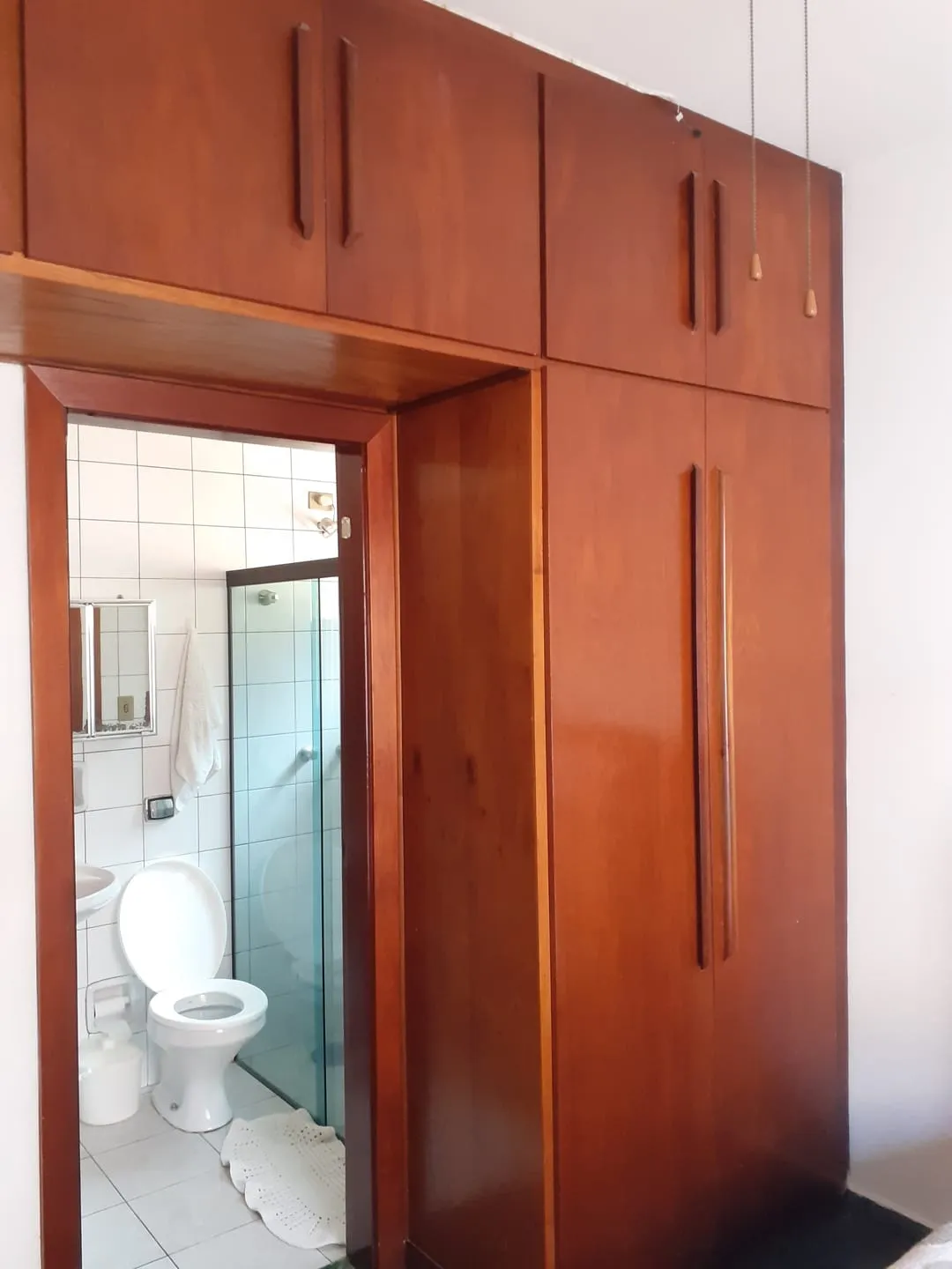 Imagem Casa à venda 3 Quartos, 2 Suites, 3 Vagas, 348M², Parque São Domingos, Pindamonhangaba - SP