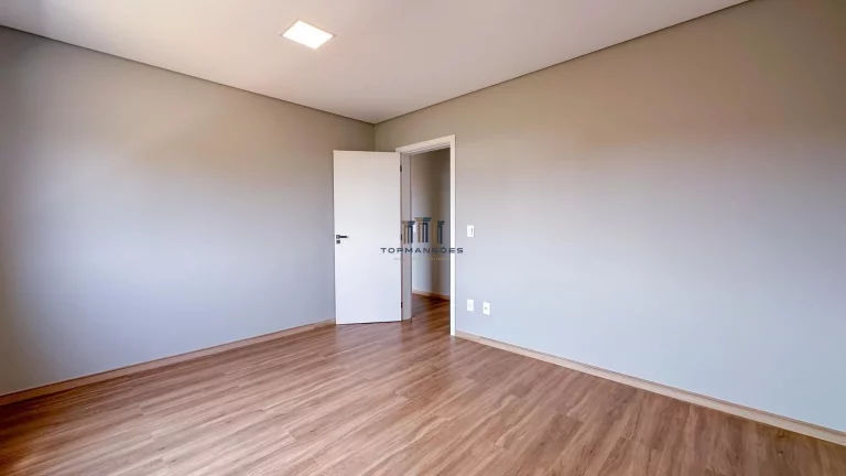 Imagem Casa moderna com vista definitiva, piscina suspensa em Alphaville/ Vespasiano
