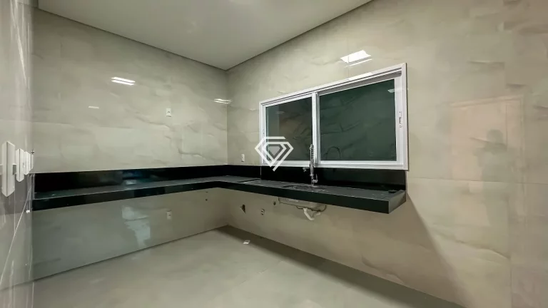 Imagem Casa 3 Suítes, 160m² c/ Lazer na 407 Sul