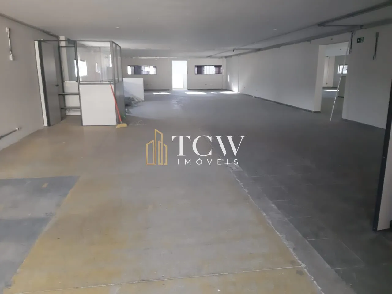 Imagem Galpão Logístico/Armazém à venda | 2.350m2 | Casa Verde/SP