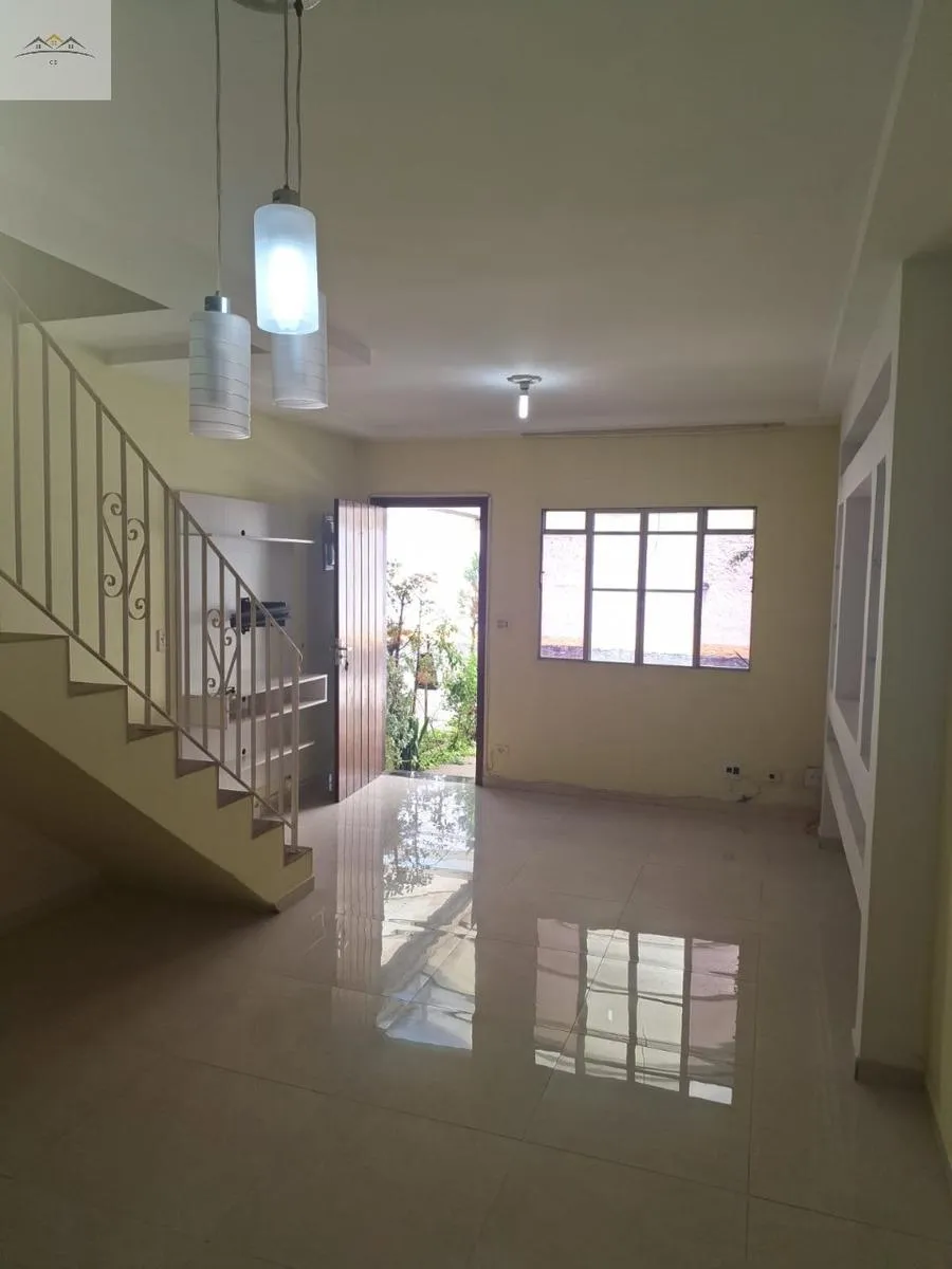 Imagem Sobrado em condomínio à venda na Vila Palmares, Santo André 2 dorm. 1 vg.