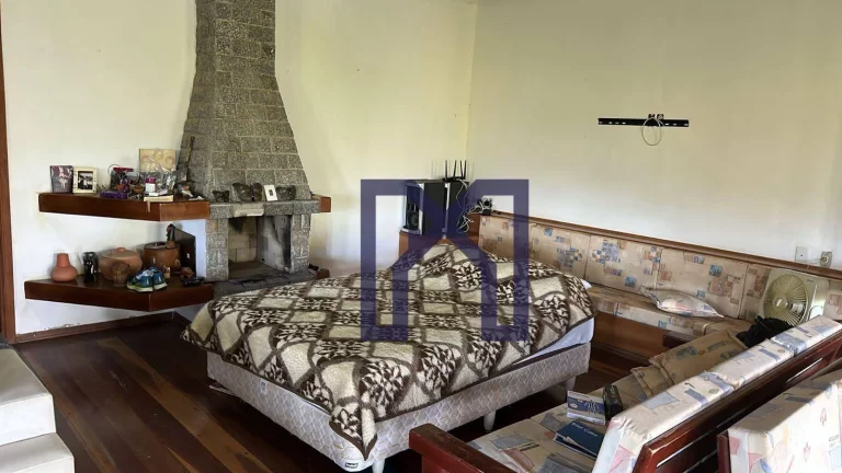 Imagem Sítio com 5 suítes à venda, 6,05 Hec por R$ 2.900.000 - Bairro Barreirinho - Delfim Moreira/MG