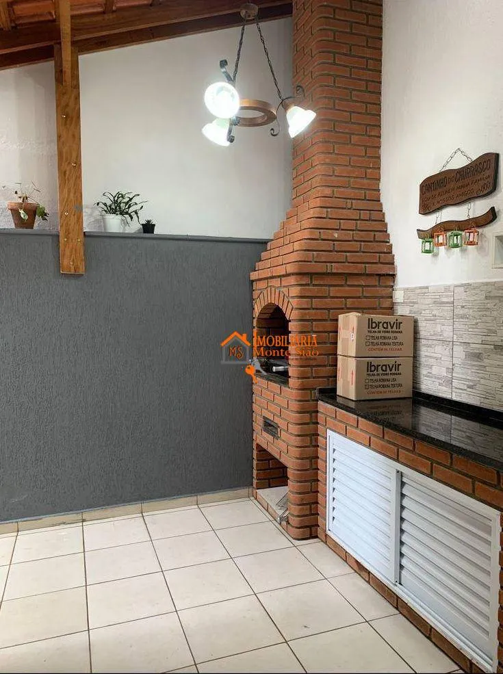 Imagem Casa com 3 dormitórios à venda, 220 m² por R$ 830.000,00 - Jardim Santa Clara - Guarulhos/SP
