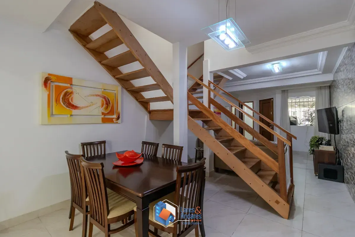 Imagem Casa para venda em Vila Marari com 3 quartos, sendo 2 suítes, 93m²
