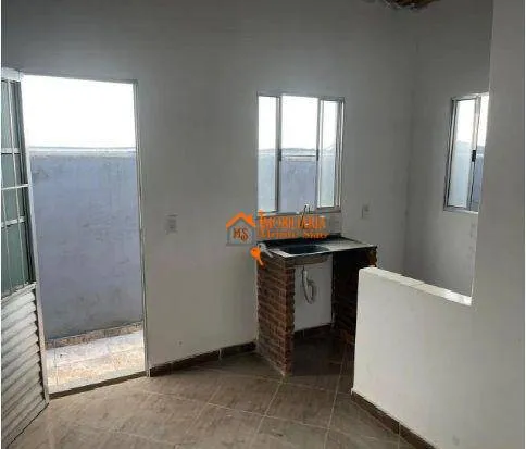 Imagem Kitnet com 1 dormitório à venda, 100 m² por R$ 309.000,00 - Vila das Malvinas - Guarulhos/SP