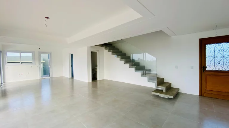 Imagem Casa de Luxo em Garopaba-SC, Ferraz: 2 Suítes, Piscina, Vista Mar, 280m² - Imperdível!