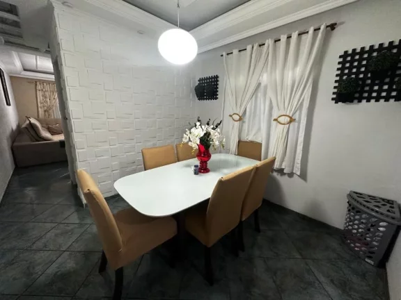Imagem Sobrado com 4 dormitórios à venda, 250 m² por R$ 580.000,00 - Cidade Boa Vista - Suzano/SP