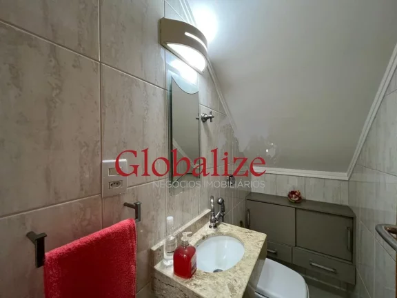 Imagem Luxuoso sobrado em Santos-SP no bairro do Boqueirão com 300 m² de área construída com piscina e churrasqueira por R$ 1.922.000,00 !!!