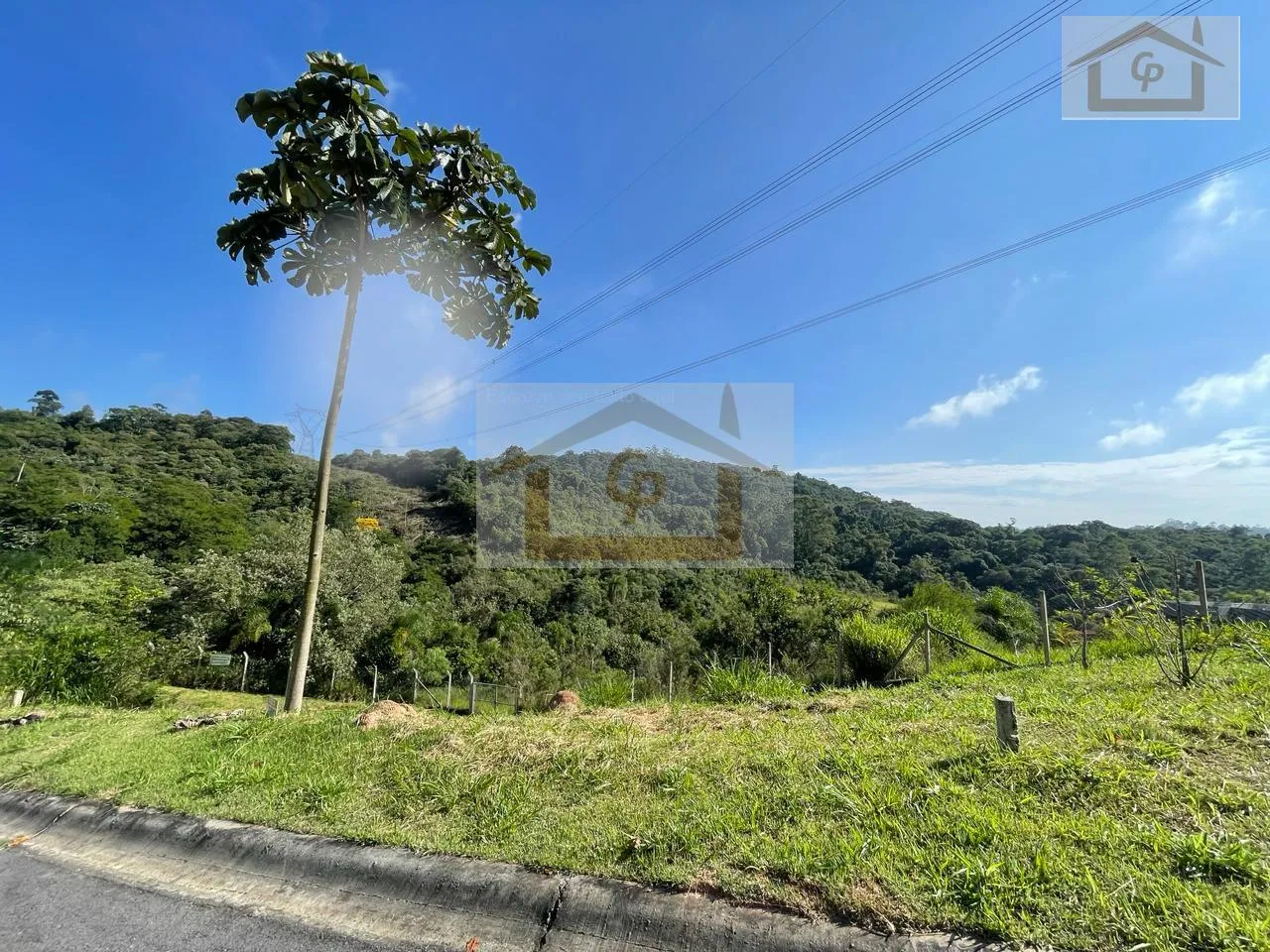 Imagem Quer construir sua casa? Terreno com 125 metros, mais segurança para sua família