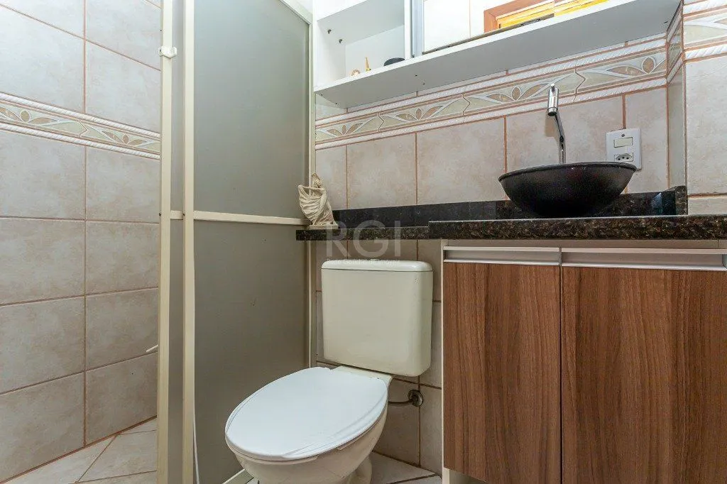 Imagem Sobrado para Venda - 171.64m², 3 dormitórios, sendo 1 suites, 2 vagas - Jardim Itu