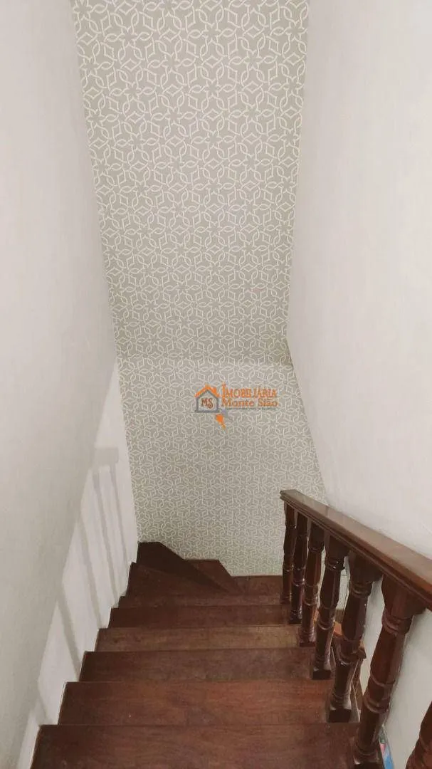 Imagem Sobrado com 3 dormitórios à venda, 195 m² por R$ 680.000,00 - Vila Hulda - Guarulhos/SP