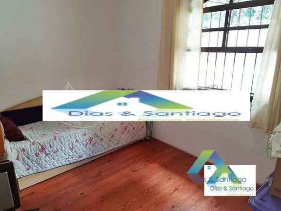 Imagem Excelente sobrado com 166m2 em localização privilegiada na área nobre da Vila das Mercês.