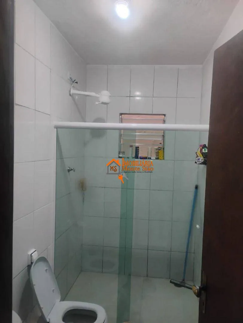 Imagem Sobrado à venda, 98 m² por R$ 243.999,00 - Água Chata - Guarulhos/SP