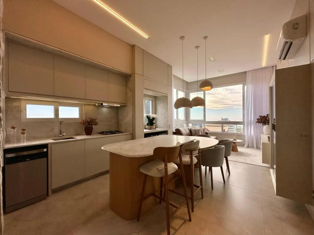 Imagem Apartamento 3Dormitórios dependência - Bairro Zona Nova