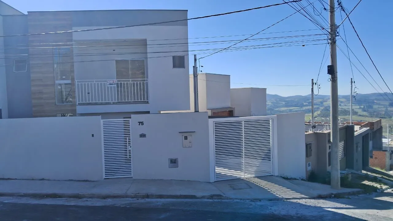 Foto do imóvel Casa à Venda com 2 quartos no bairro Jardim Bandeirantes, Poços de Caldas - MG