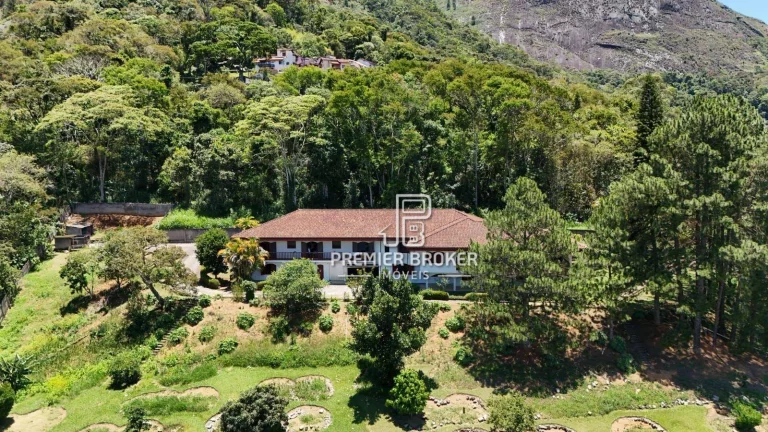 Foto do imóvel Casa à venda, 733 m² por R$ 4.000.000,00 - Iucas - Teresópolis/RJ