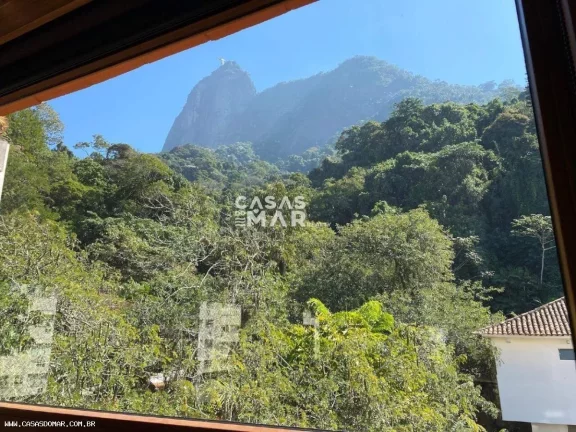 Foto do imóvel Apartamento de luxo à beira-mar no Humaitá, Rio de Janeiro - 4 quartos, 3 suítes, 4 banheiros, 2 vagas de garagem, 220m².