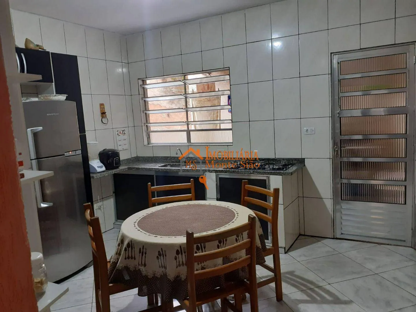Imagem Sobrado com 3 dormitórios à venda, 125 m² por R$ 405.000,00 - Jardim Presidente Dutra - Guarulhos/SP