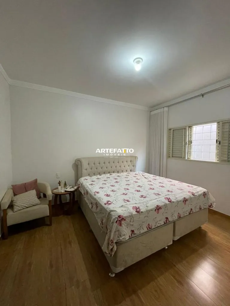 Imagem Casa à venda em Franca, Jardim Riviera, com 3 quartos, 220m2