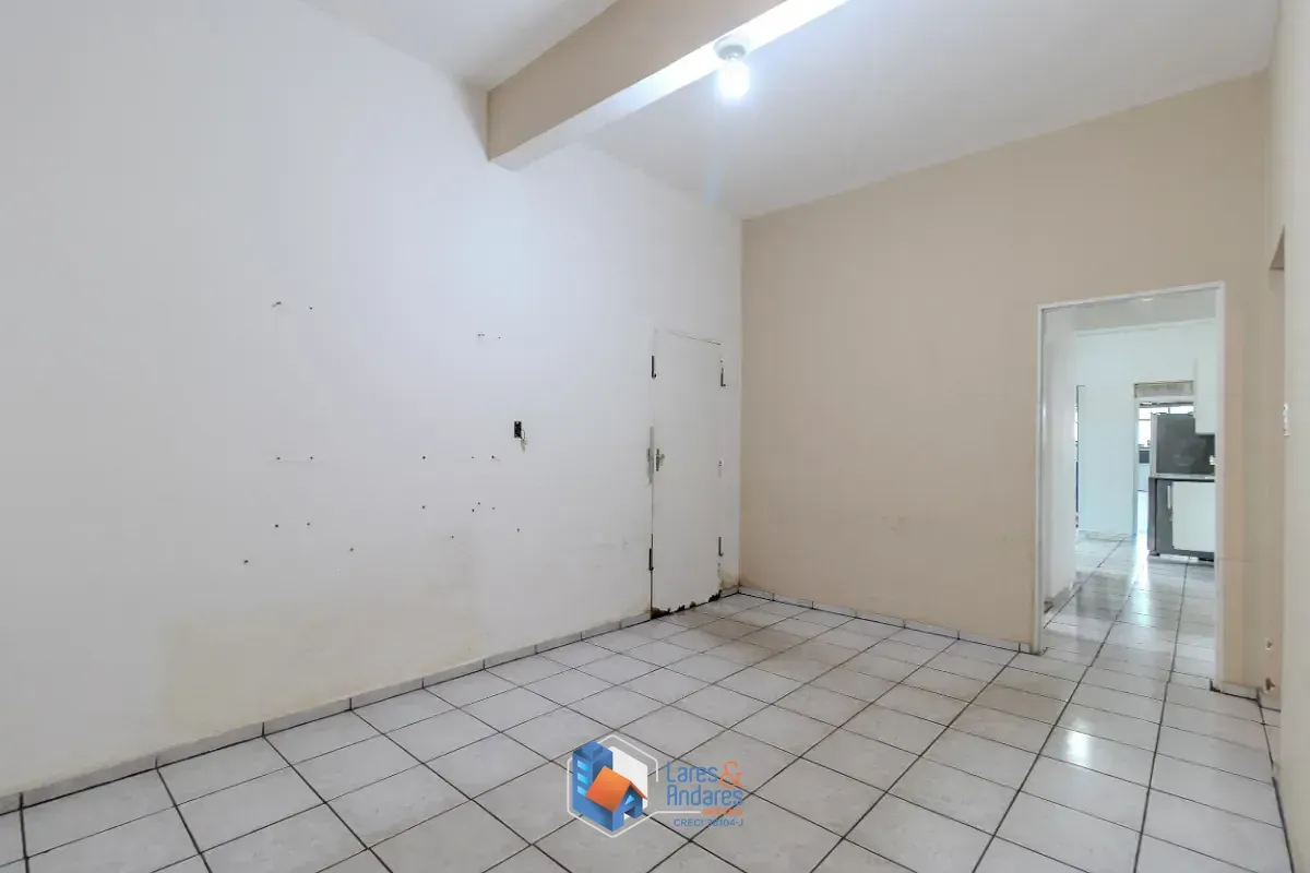 Imagem Sobrado para venda em Jardim Miriam com 3 quartos, 121m²
