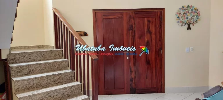 Imagem Linda casa condomínio fechado com 03 dormitórios e piscina