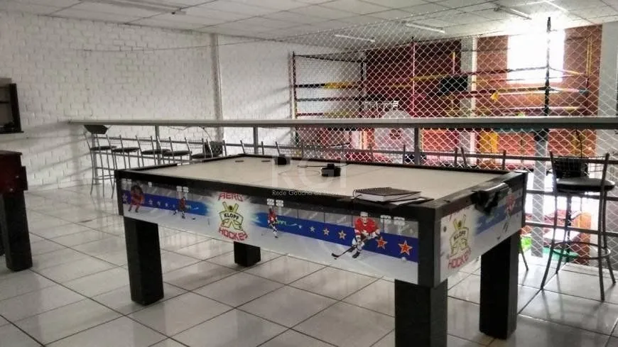Imagem Predio para Venda - 244.51m², 0 dormitórios, 4 vagas - Partenon