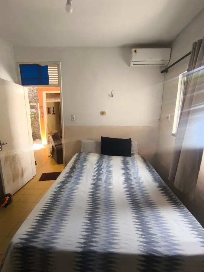 Imagem Casa para Venda em Fortaleza, Parque Araxá, 3 dormitórios, 4 banheiros, 2 vagas