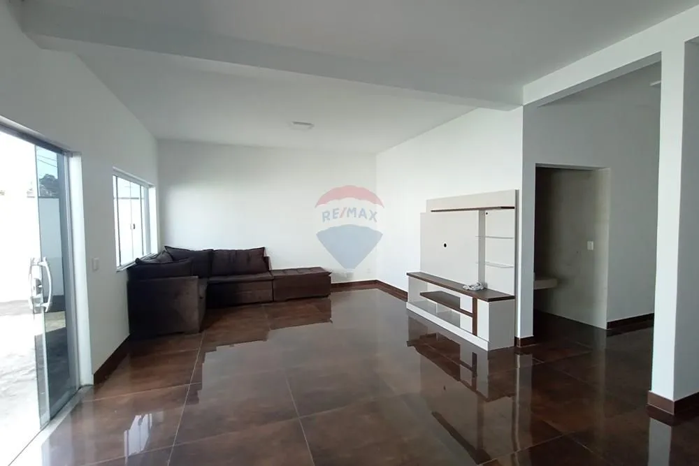 Foto do imóvel Casa com 3 quartos para venda em Pedra de Guaratiba
