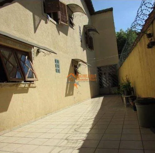 Imagem Casa com 3 dormitórios à venda, 209 m² por R$ 550.000,00 - Jardim City - Guarulhos/SP