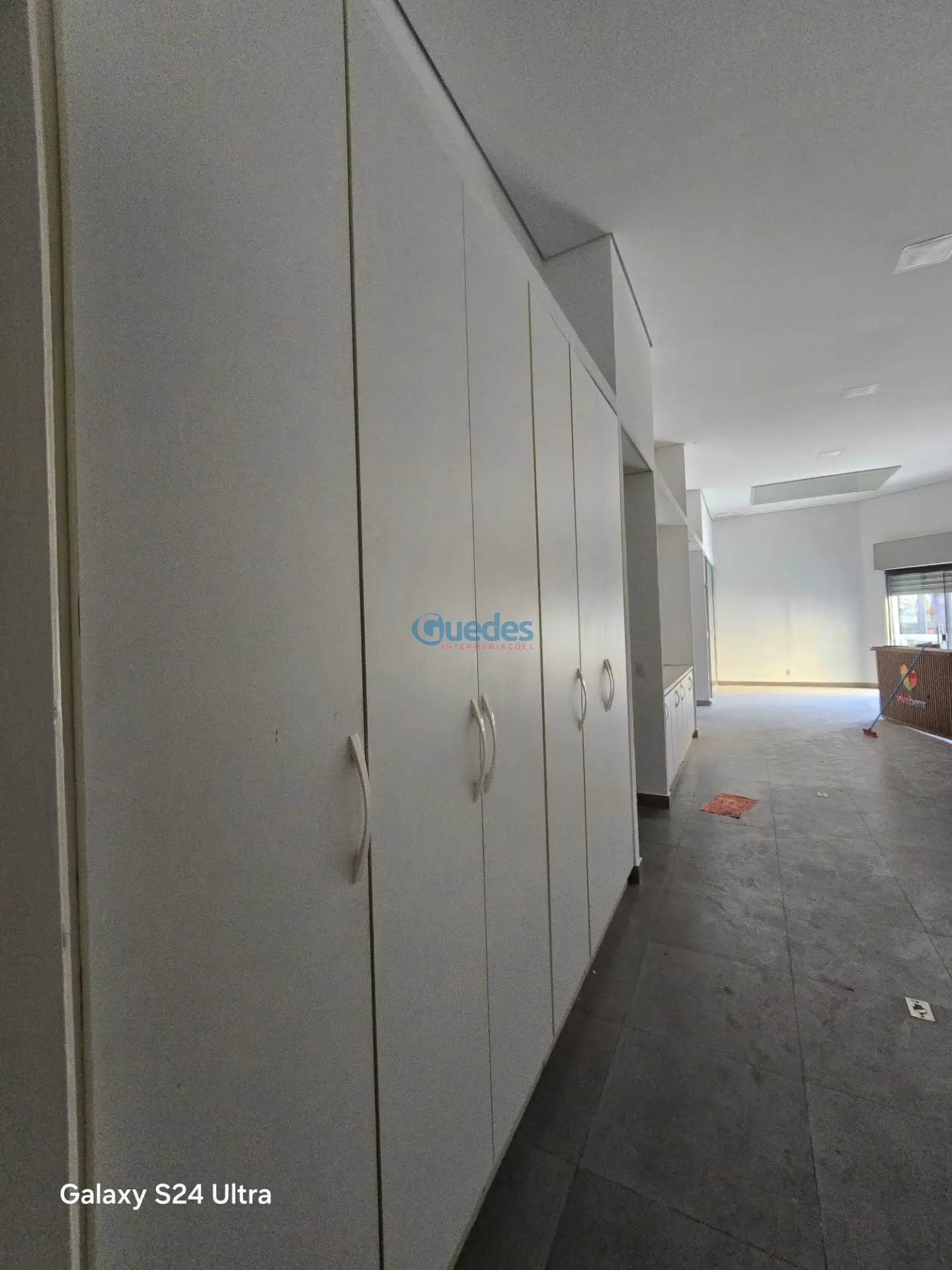 Imagem Loja/Salão na Lapa-SP, 200m², 2 Banheiros, Venda e Locação
