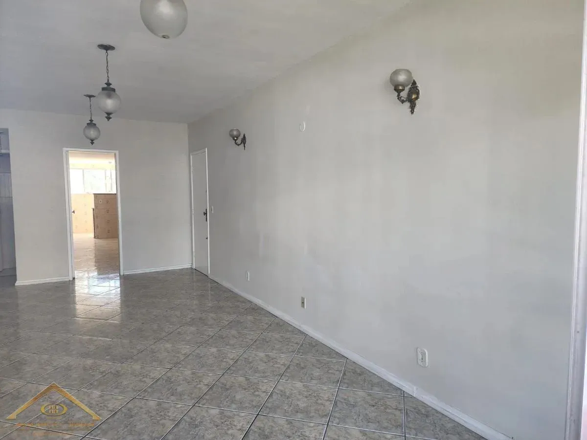 Imagem Apartamento para Venda em Cabo Frio / RJ no bairro Vila Nova