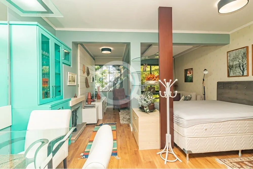 Imagem Excelente apartamento, totalmente mobiliado, decorado por arquiteto, estilo Loft com lareira, churra...