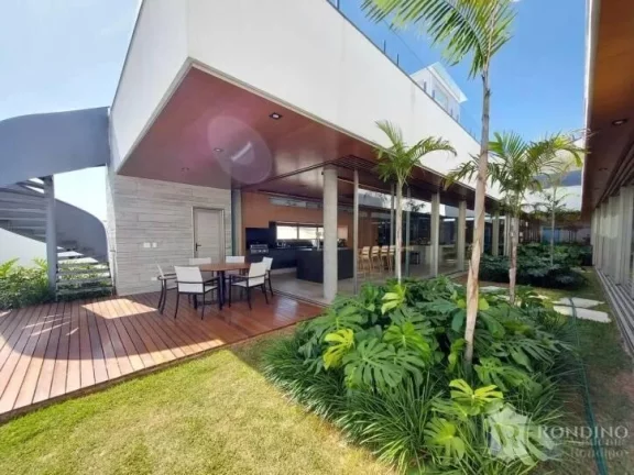 Imagem Casa Luxuosa em condomínio fechado com 04 suítes, Mobiliada
