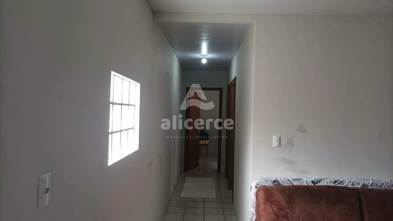 Imagem Oportunidade única - Casa de 2 Pavimento à Venda l 4 Dormitórios I Financiavel - em Palhoça/SC