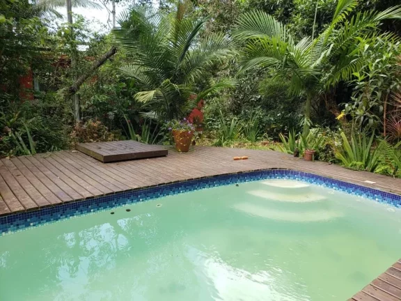 Foto do imóvel Viva em um paraíso: casa mobiliada com córrego e árvores frutíferas em Garopaba-SC