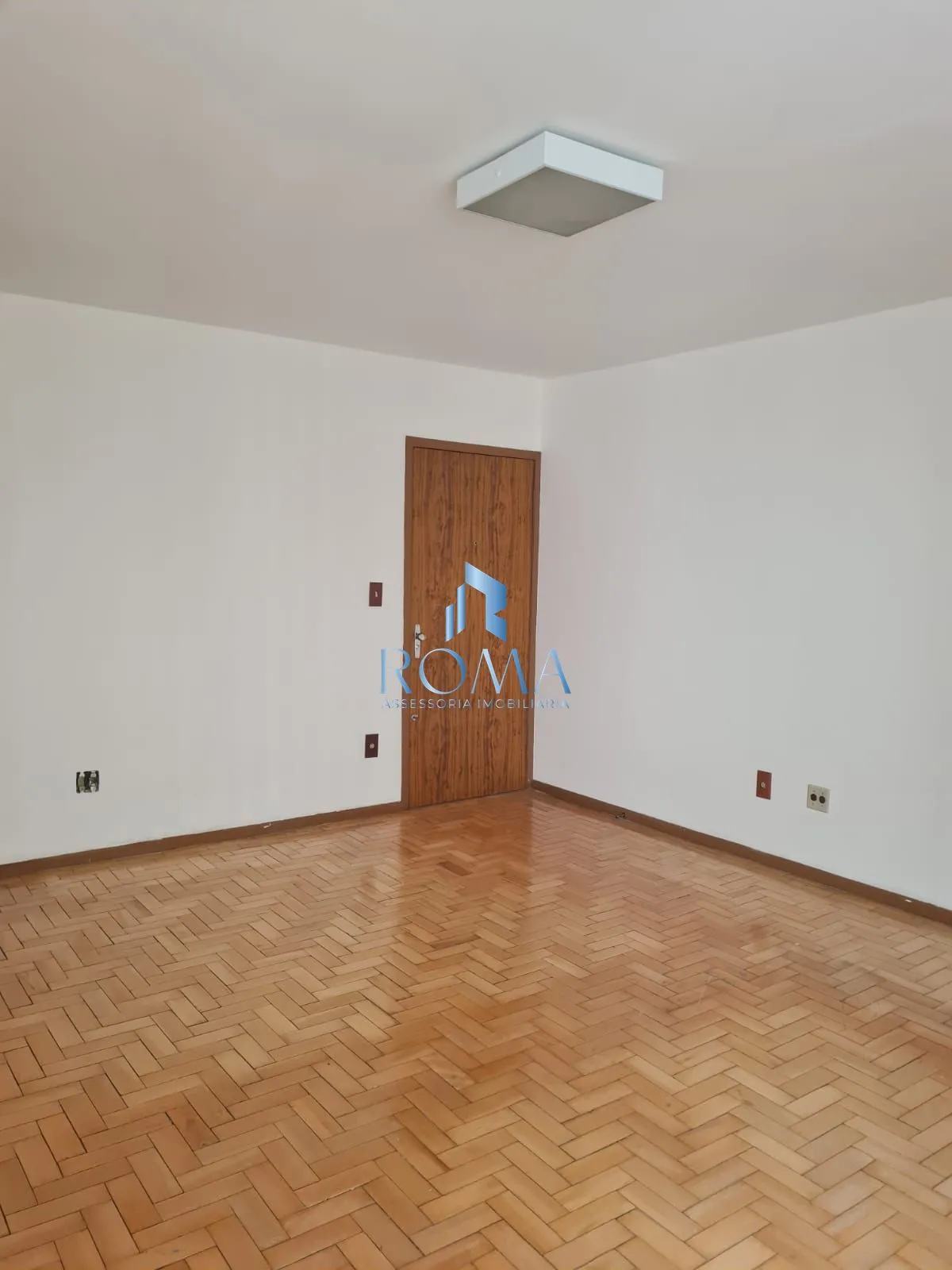 Imagem Apartamento de 2 dormitórios no centro!
