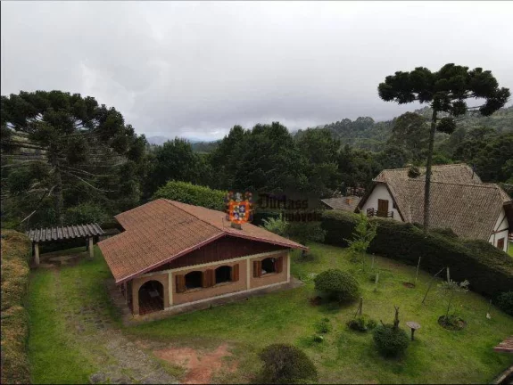 Imagem Chácara com 3 dormitórios à venda, 1500 m² por R$ 930.000,00 - Alto da Boa Vista - Campos do Jordão/SP
