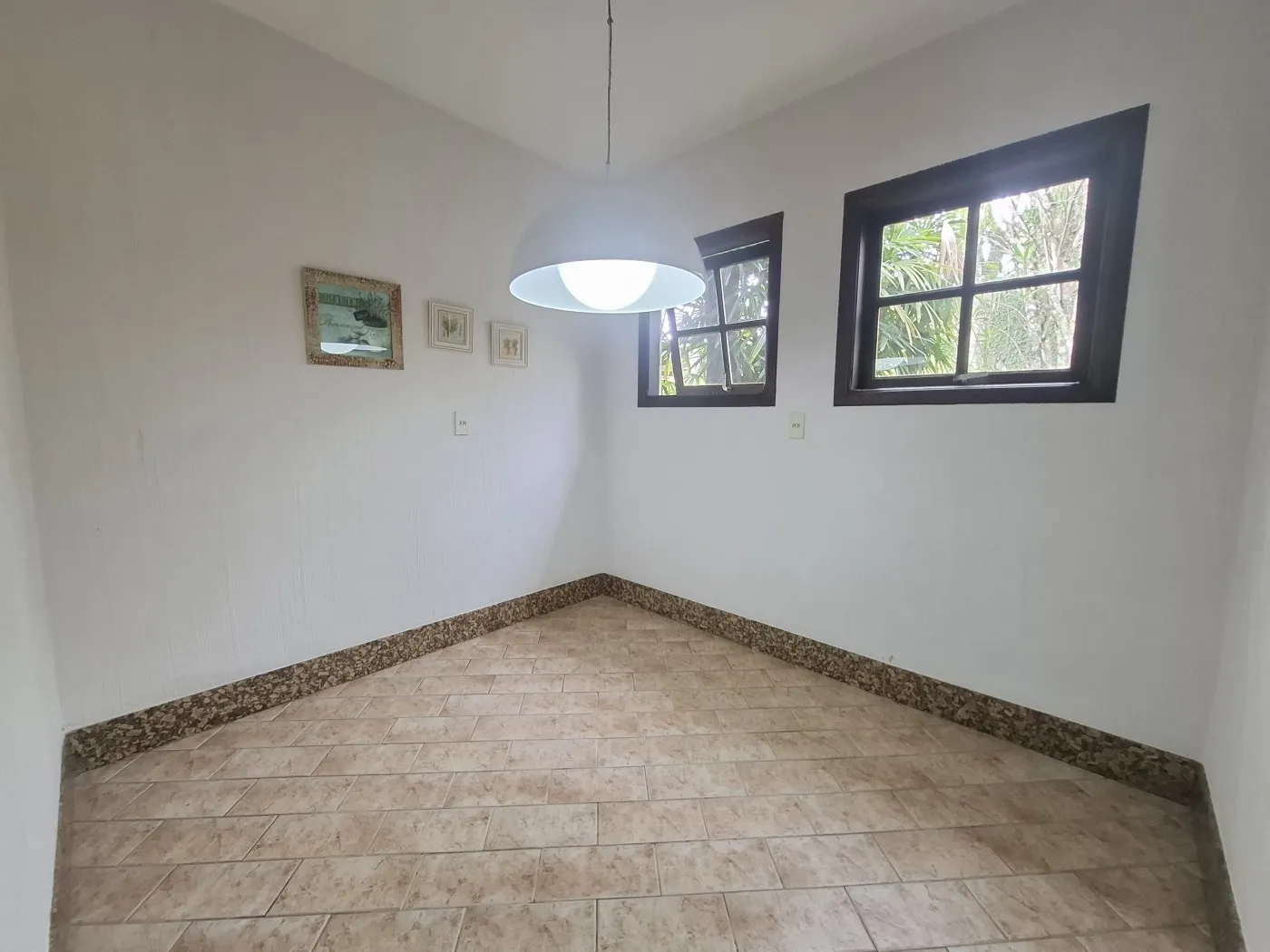 Imagem Casa em Condomínio para Venda em Teresópolis / RJ no bairro Green Valley